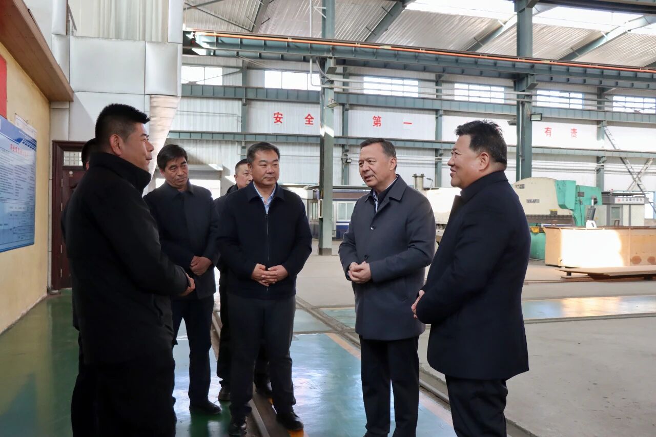 叶尔波力·孜汗调研重点企业项目时强调..