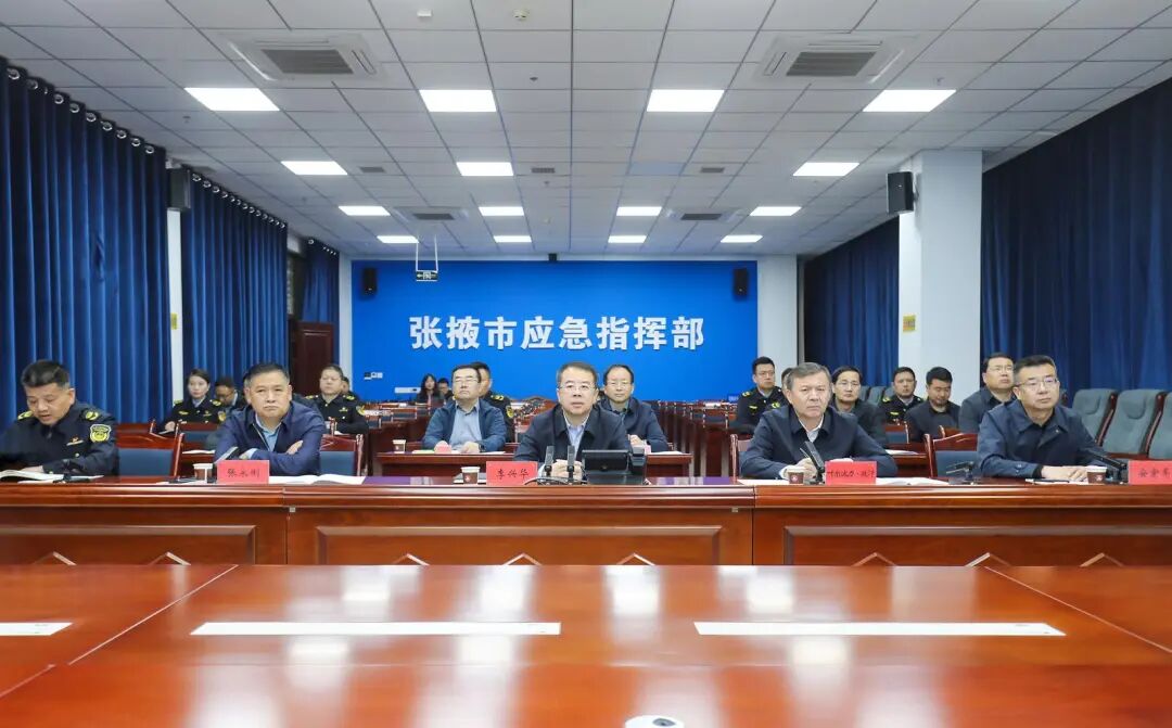 李兴华叶尔波力·孜汗调研检查节日期间..